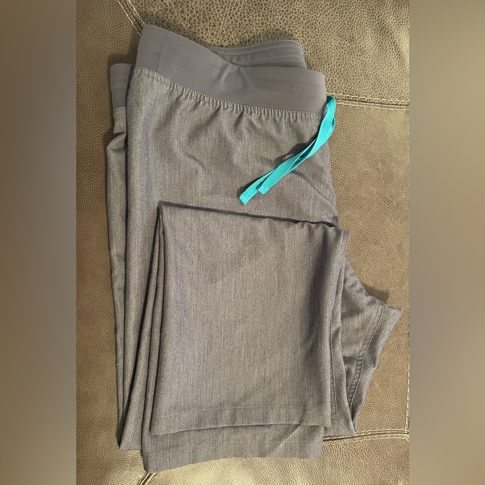 Figs Scrubs Graphite Livingston Pants